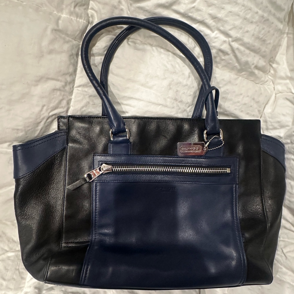 Coach Black and Blue leather Tote Bag with leather handles l. Zip top.